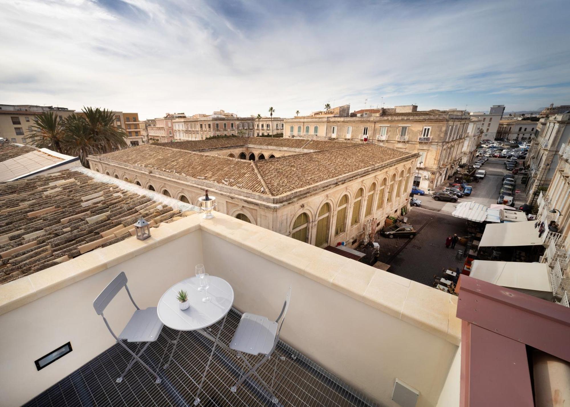סירקוזה Arco Del Mercato Apartment מראה חיצוני תמונה