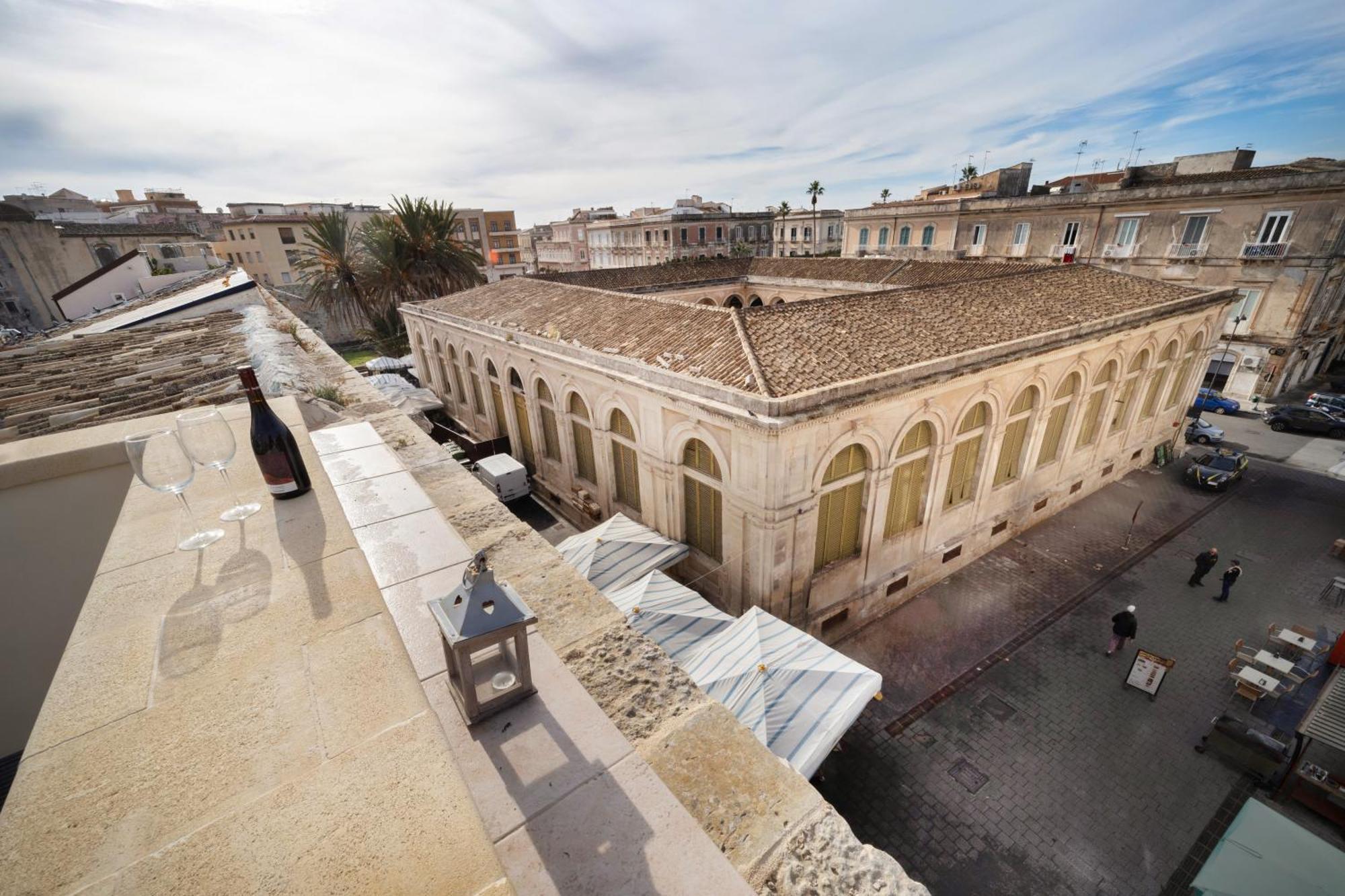 סירקוזה Arco Del Mercato Apartment מראה חיצוני תמונה